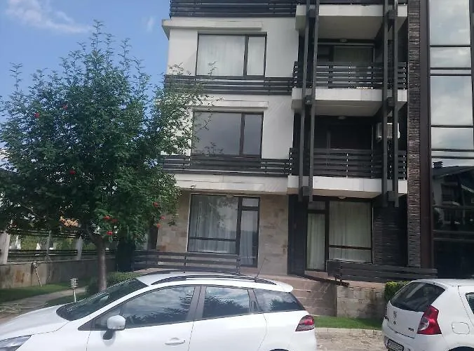 L006 In Aspen Golf Apartment *